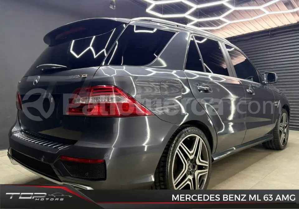 Foto 4 de Mercedes Benz ML 63 AMG