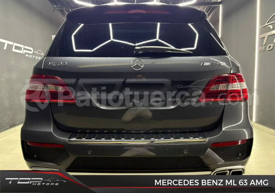Foto 16 de Mercedes Benz ML 63 AMG