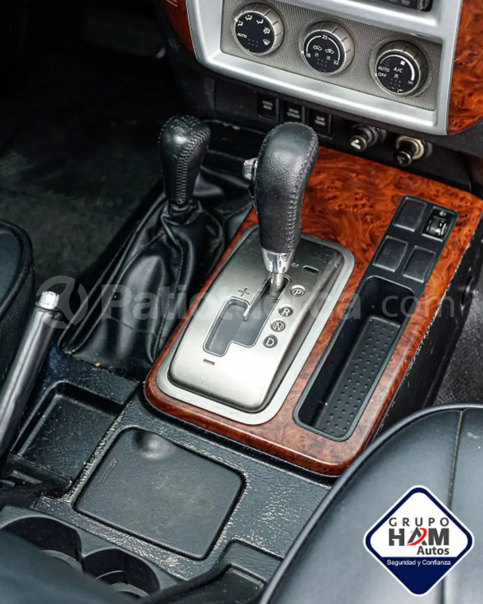 Foto 13 de Nissan Patrol