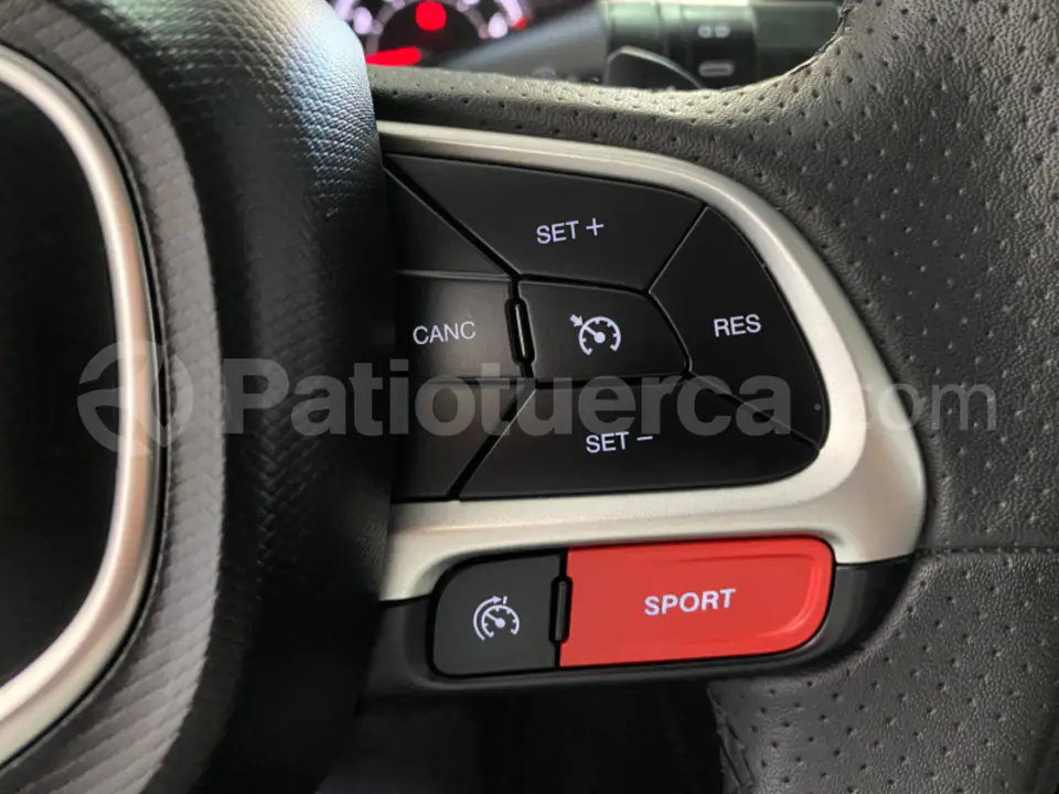 Foto 18 de Fiat Fastback Audace