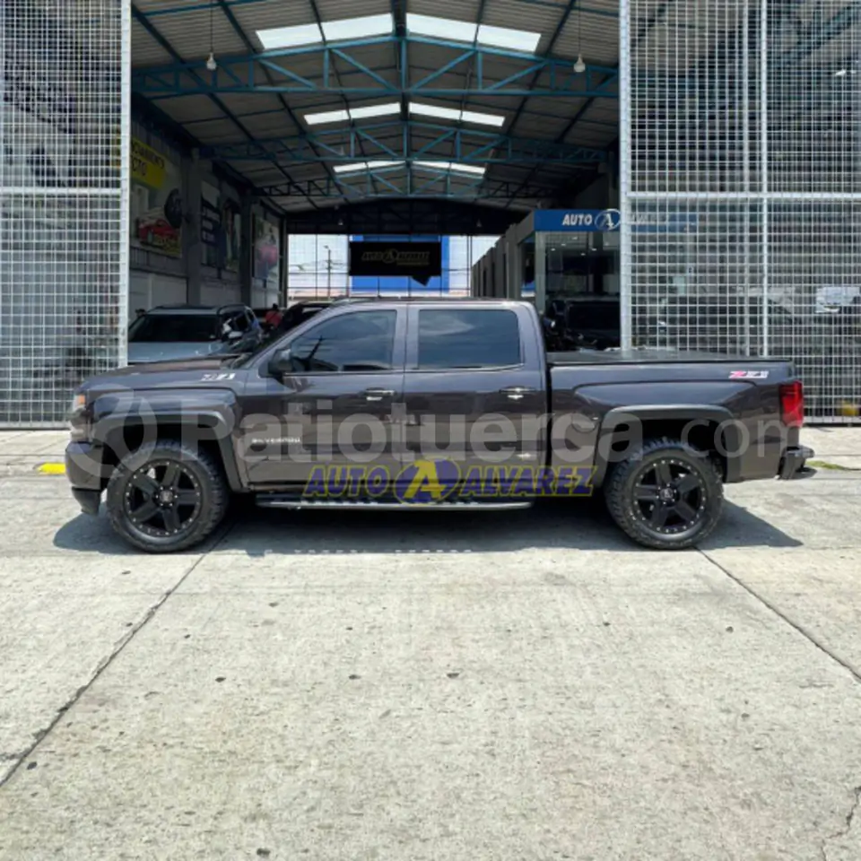 Foto 3 de Chevrolet Silverado 1500