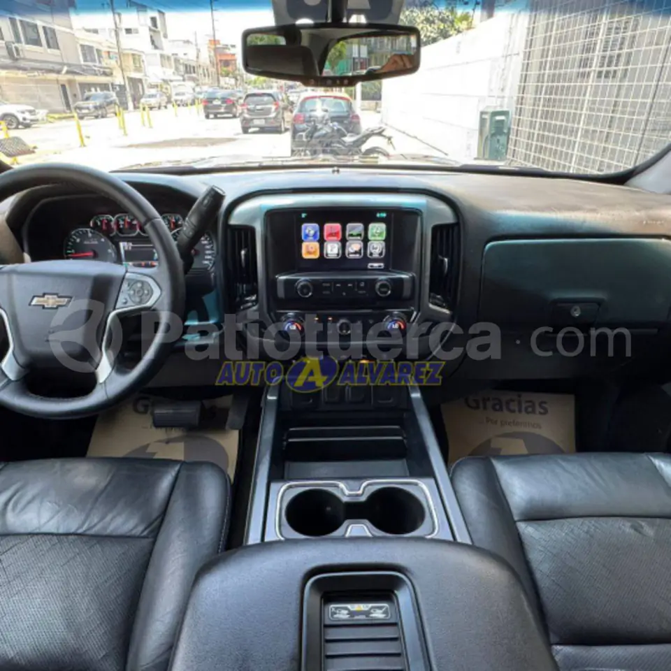 Foto 8 de Chevrolet Silverado 1500