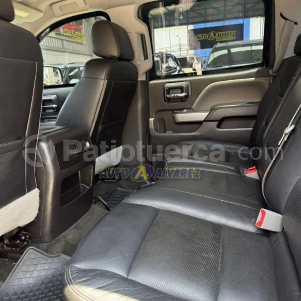 Foto 9 de Chevrolet Silverado 1500