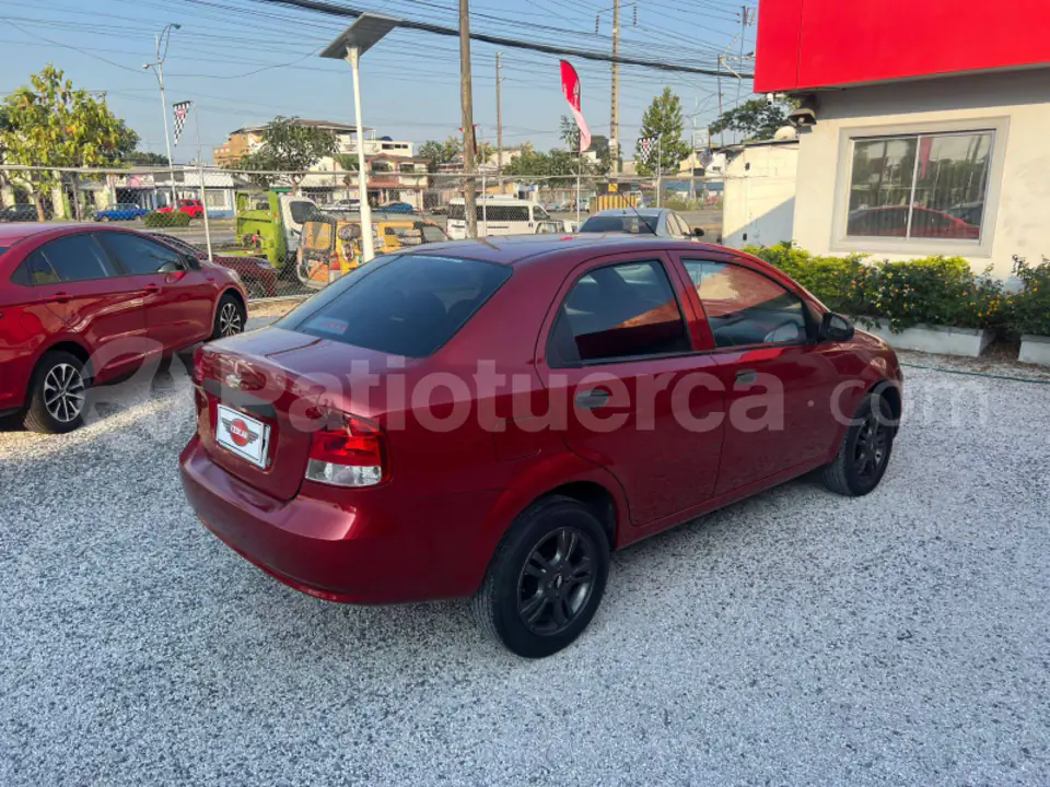 Foto 6 de Chevrolet Aveo Family