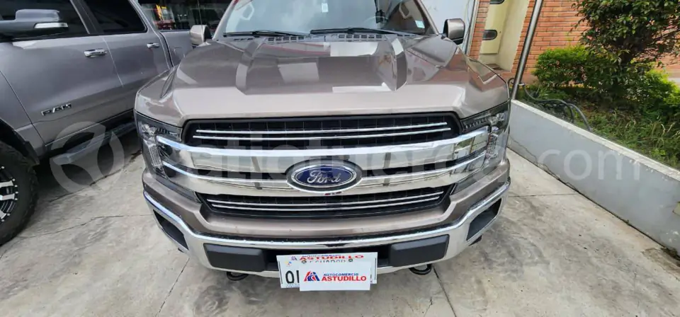 Foto 3 de Ford F150 LARIAT SC ECOBOOST AC 3.5 CD