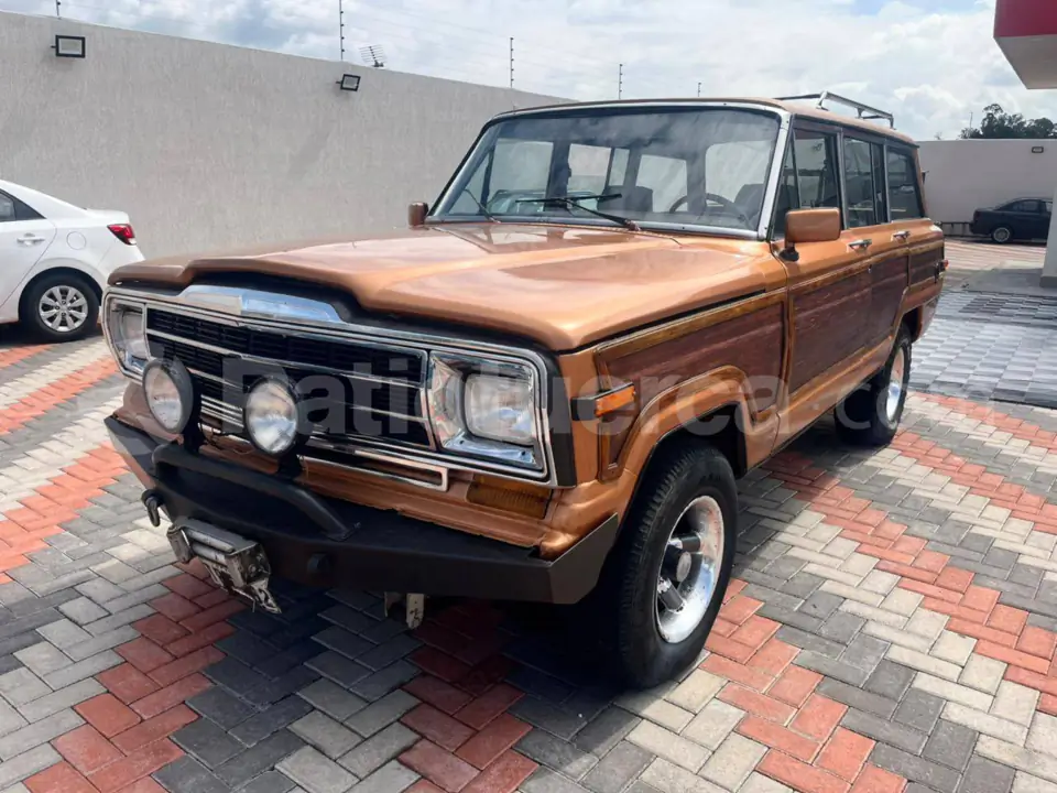 Foto 2 de Jeep Wagoneer