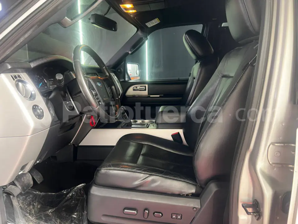 Foto 7 de Ford Expedition XLT
