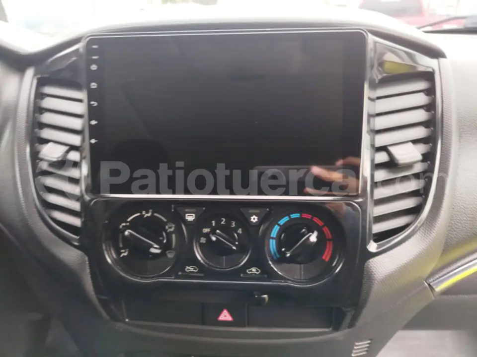 Foto 13 de Mitsubishi L200 GLX