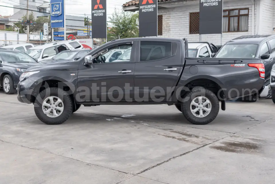 Foto 2 de Mitsubishi L200