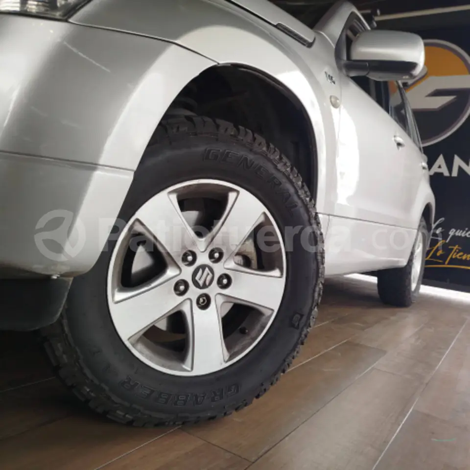Foto 5 de Suzuki Grand Vitara SZ 2.7