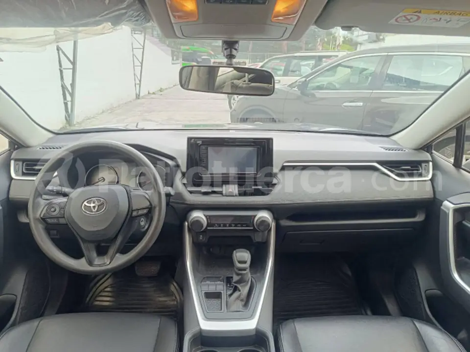 Foto 3 de Toyota NEW RAV 4