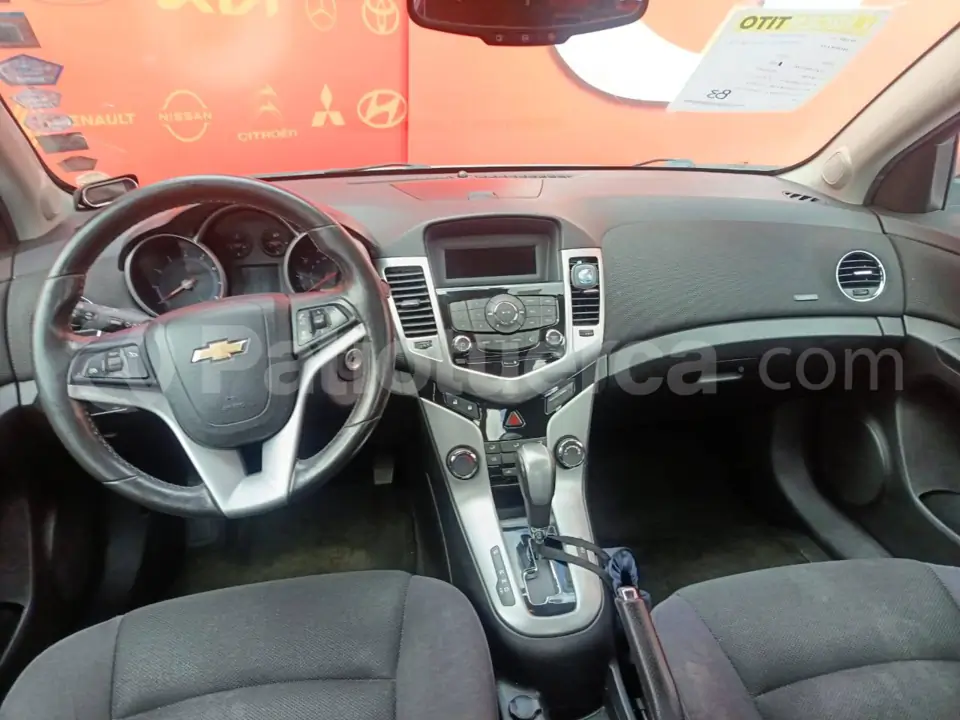 Foto 7 de Chevrolet Cruze