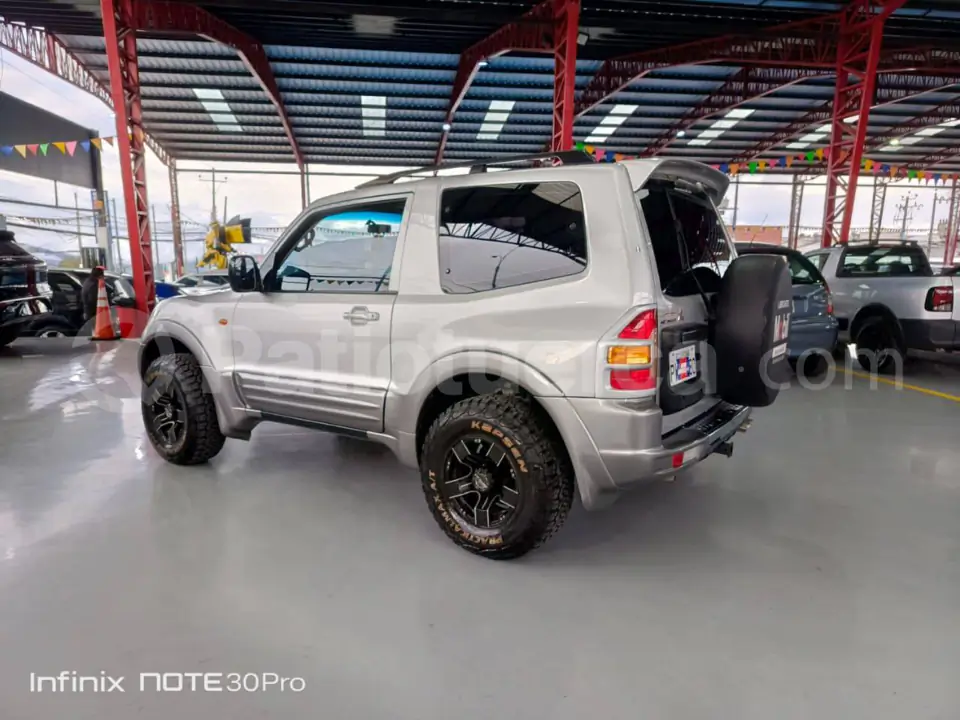 Foto 3 de Mitsubishi Montero 3P