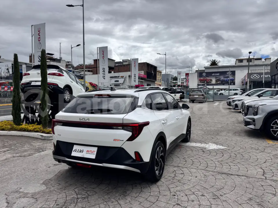 Foto 5 de Kia K3 CROSS