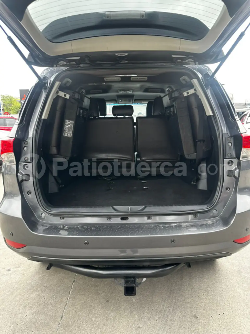 Foto 6 de Toyota Fortuner 2.7