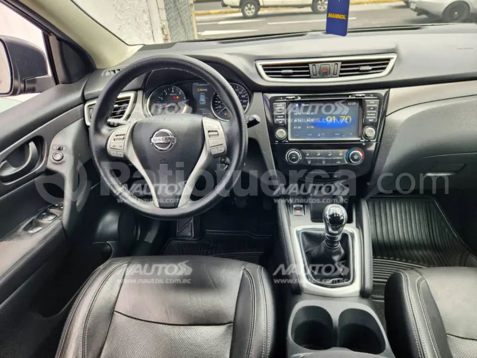 Foto 3 de Nissan Qashqai sense