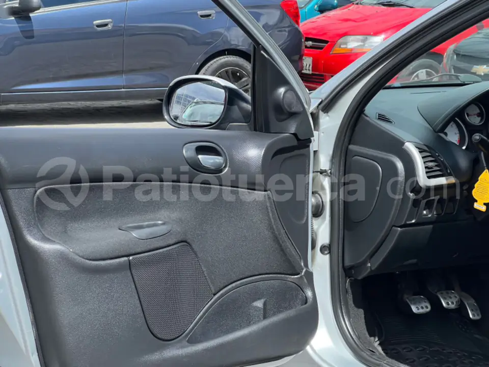 Foto 13 de Peugeot 207