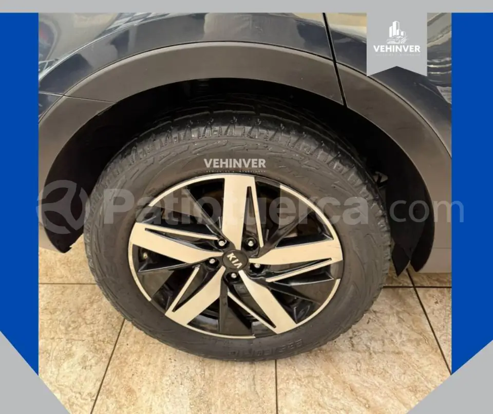 Foto 9 de Kia SORENTO GLS