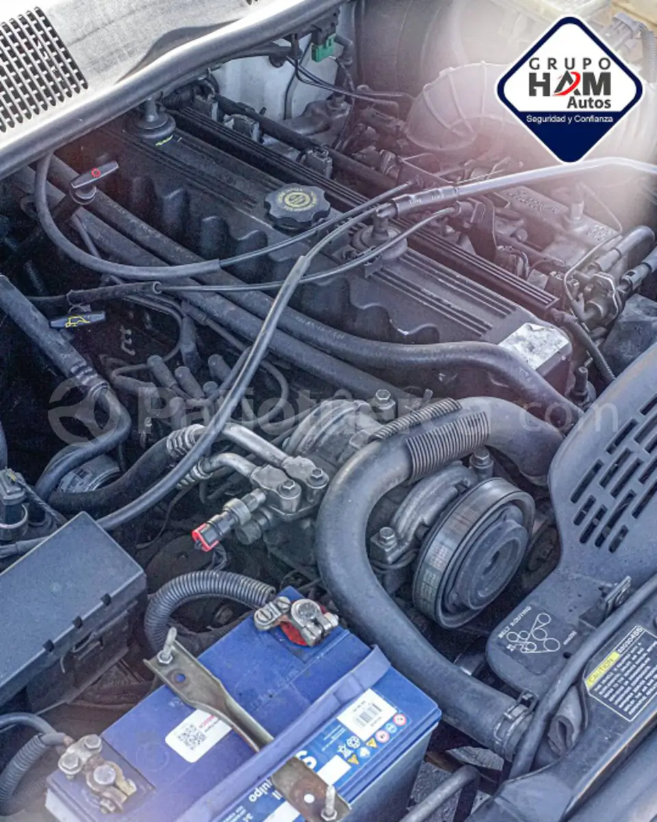 Foto 7 de Jeep Cherokee Laredo