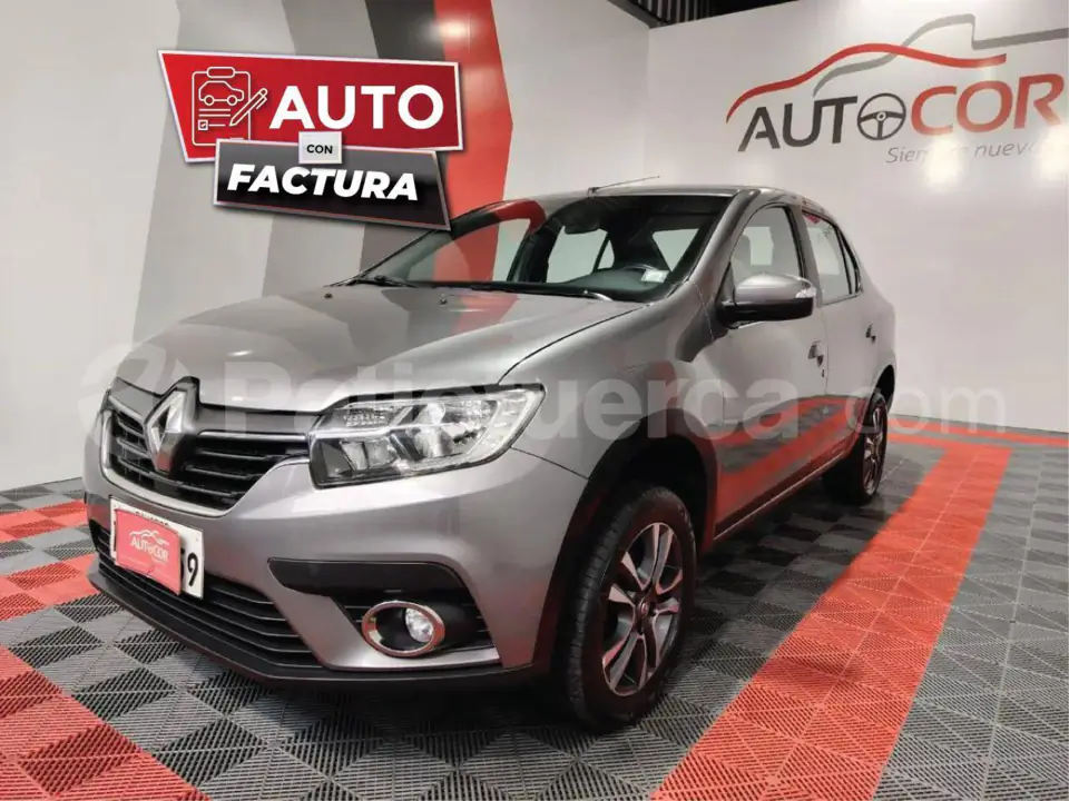 Foto 1 de Renault Logan