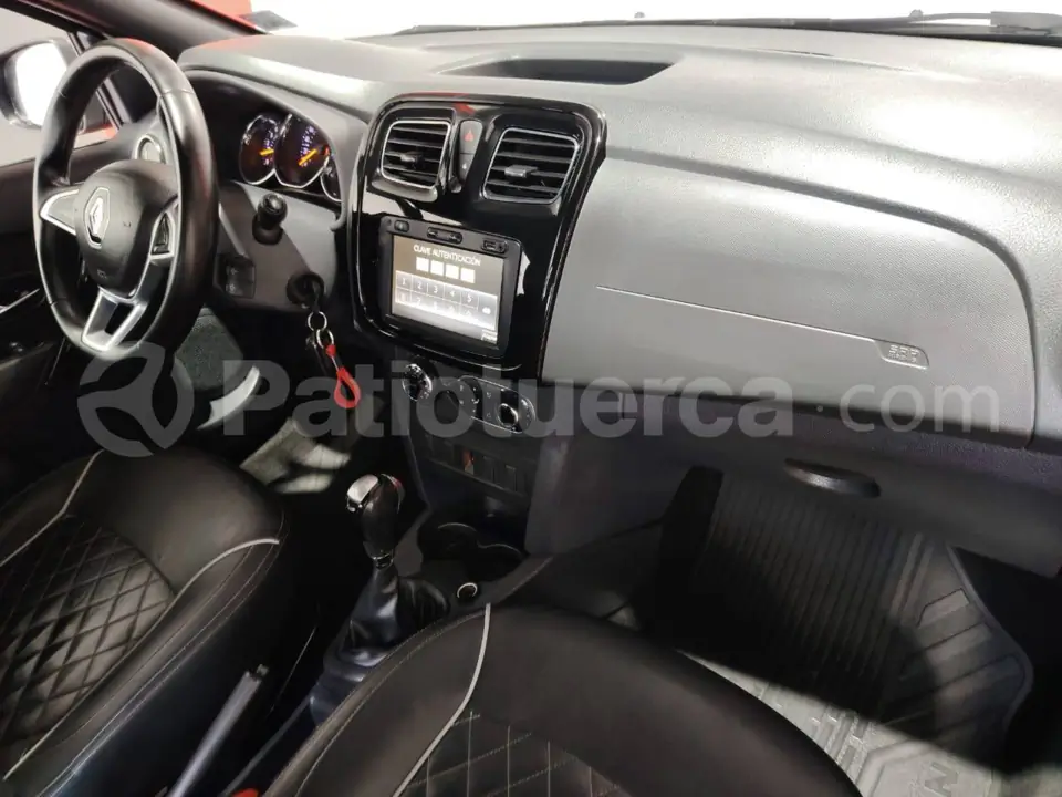 Foto 6 de Renault LOGAN CROSS INTENS