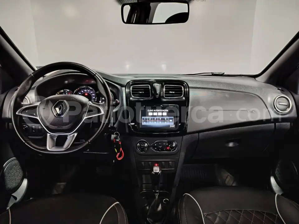 Foto 22 de Renault LOGAN CROSS INTENS
