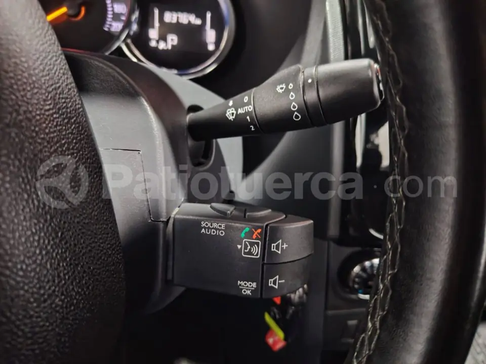 Foto 27 de Renault LOGAN CROSS INTENS