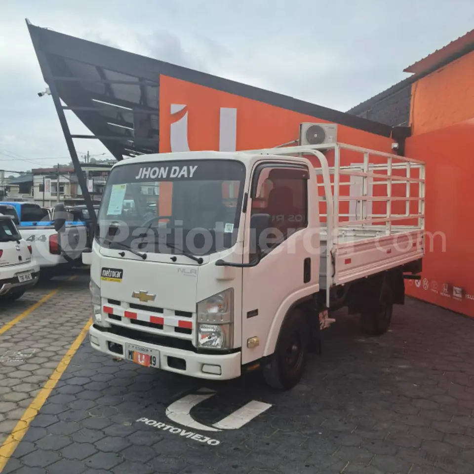 Foto 2 de Chevrolet NLR 55E