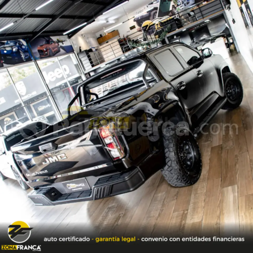 Foto 5 de JMC GRAND AVENUE