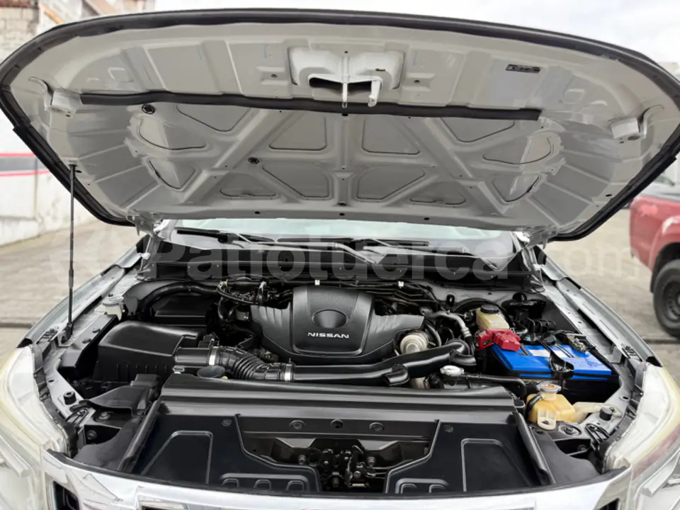 Foto 17 de Nissan Frontier SE