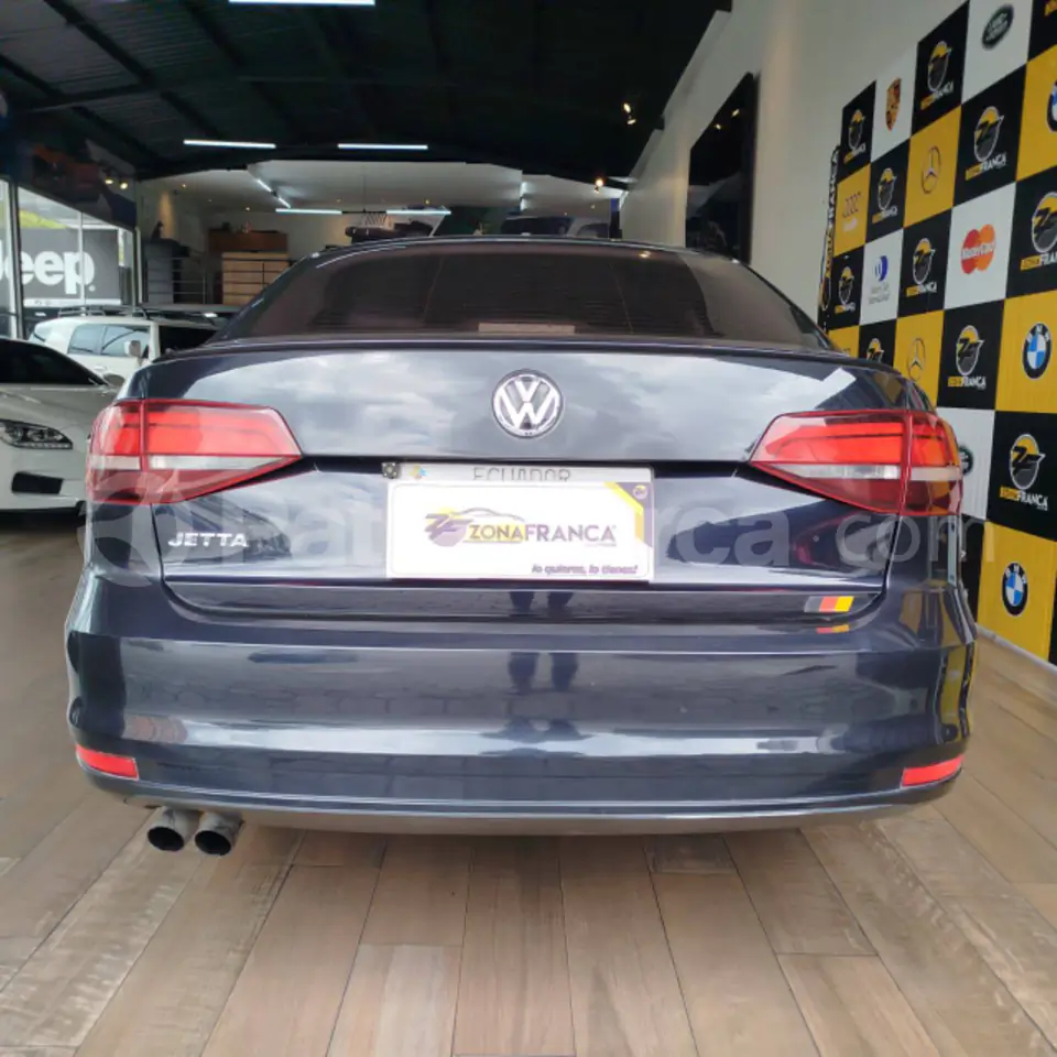 Foto 12 de Volkswagen Jetta