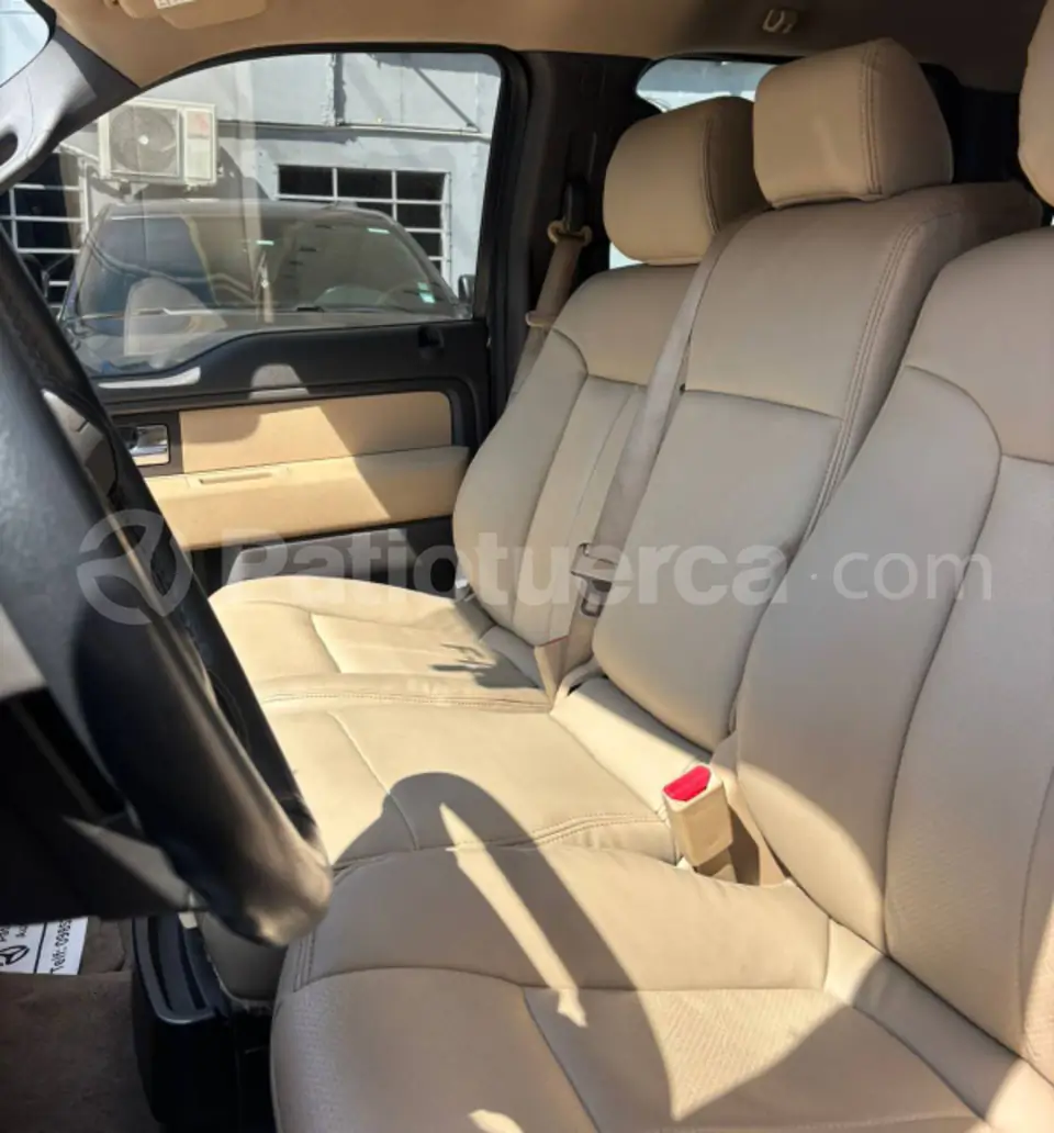 Foto 4 de Ford F150 DC 4X2