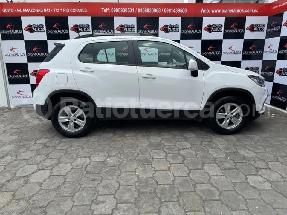 Foto 7 de Chevrolet Tracker LS