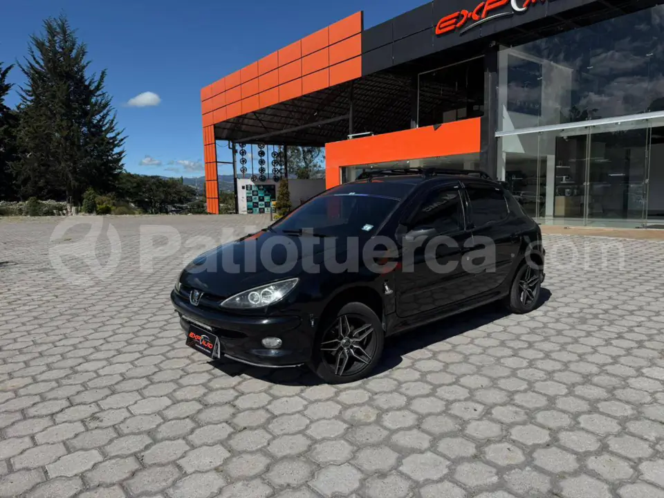 Foto 2 de Peugeot Berlina 206 XRS Confort