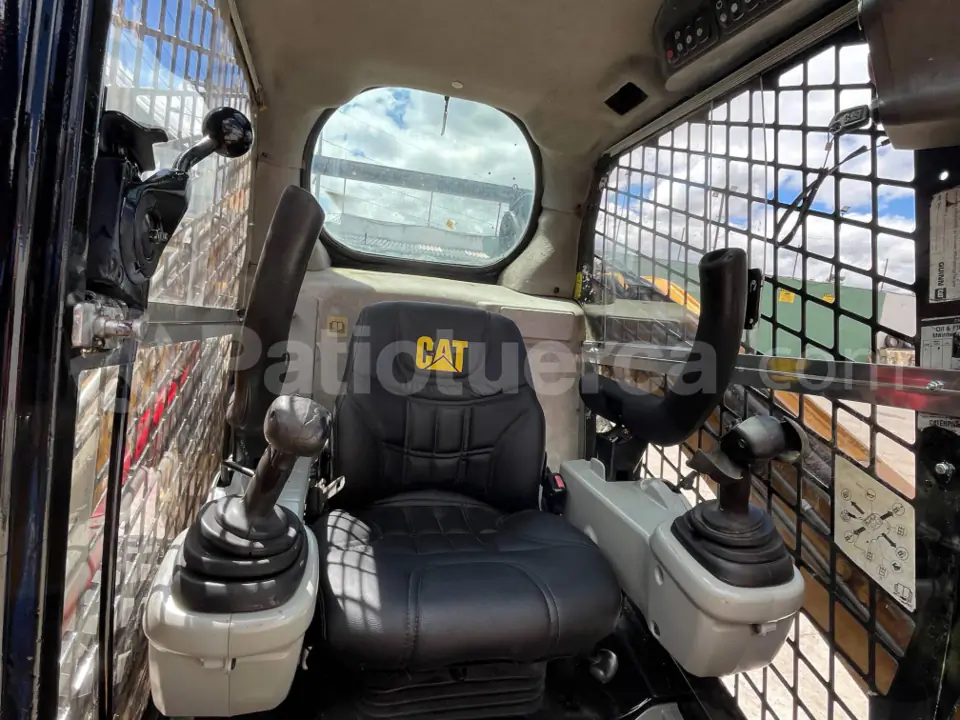 Foto 4 de Caterpillar 262C