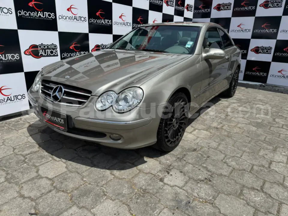 Foto 1 de Mercedes Benz CLK200