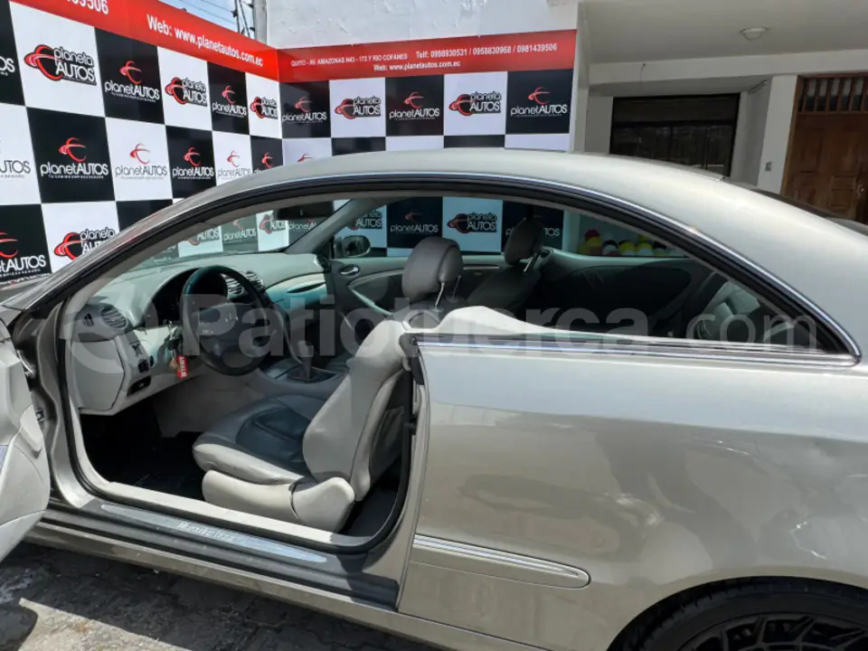 Foto 13 de Mercedes Benz CLK200