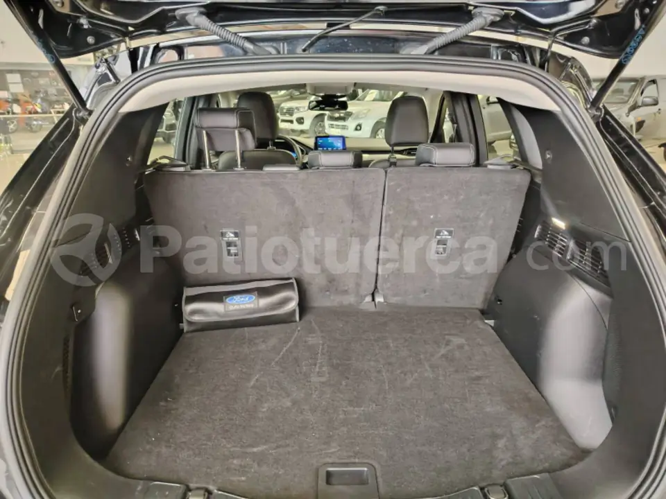 Foto 9 de Ford Escape Titanium