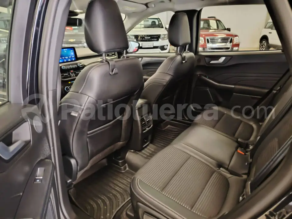 Foto 11 de Ford Escape Titanium