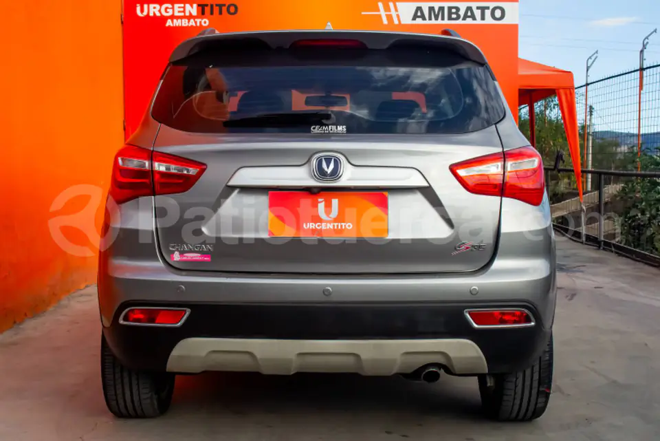 Foto 4 de Changan CS 35 Luxury