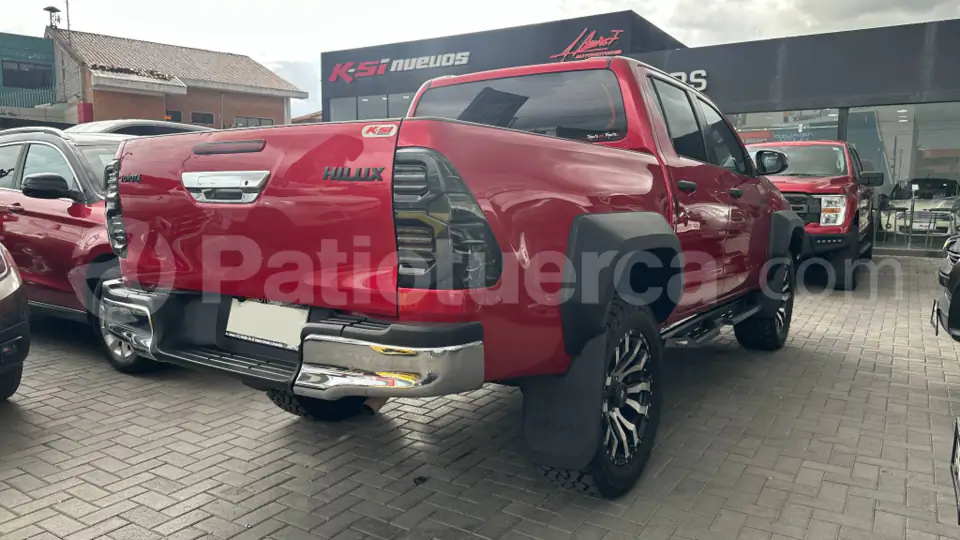 Foto 19 de Toyota Hilux SR AC CD