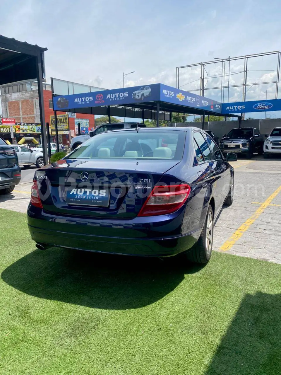 Foto 10 de Mercedes Benz C200 CGI