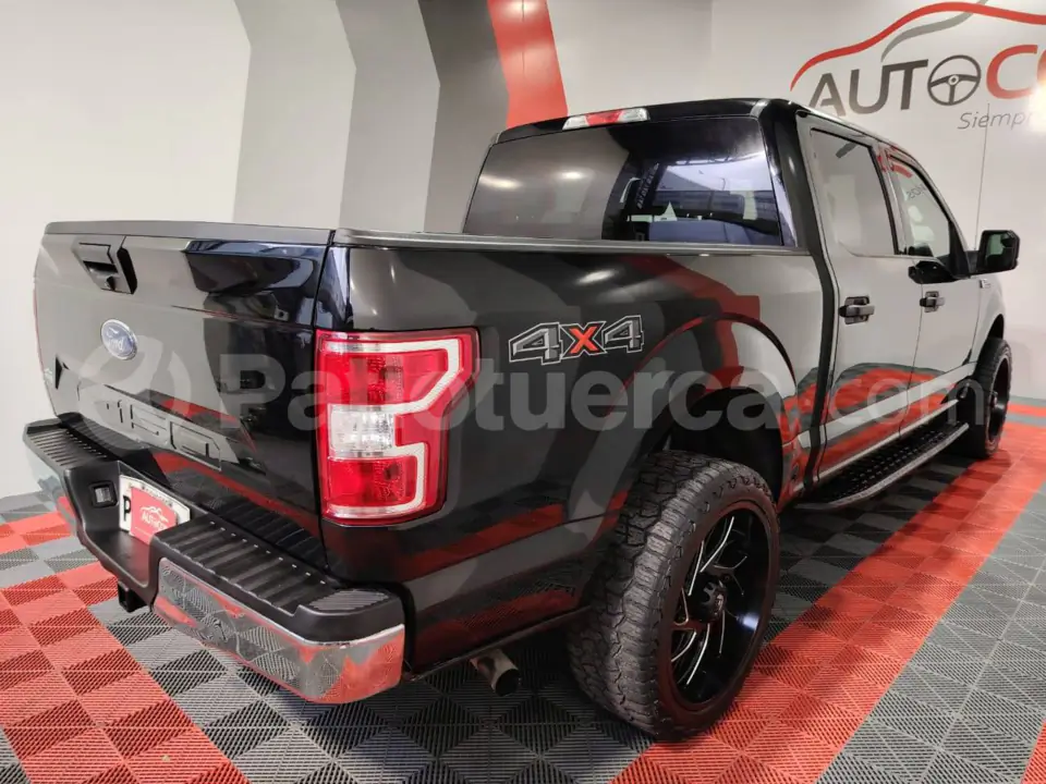 Foto 9 de Ford F150 XLT 4X4