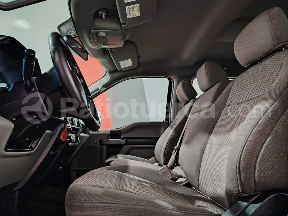 Foto 30 de Ford F150 XLT 4X4