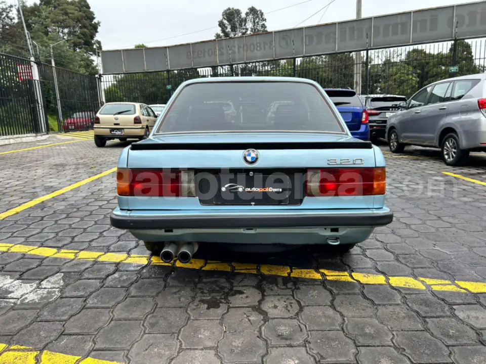 Foto 6 de BMW 320