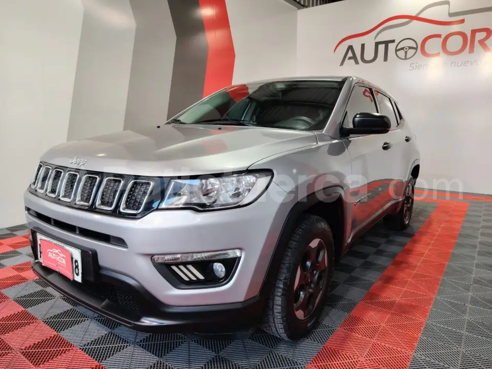 Foto 1 de Jeep New Compass Sport