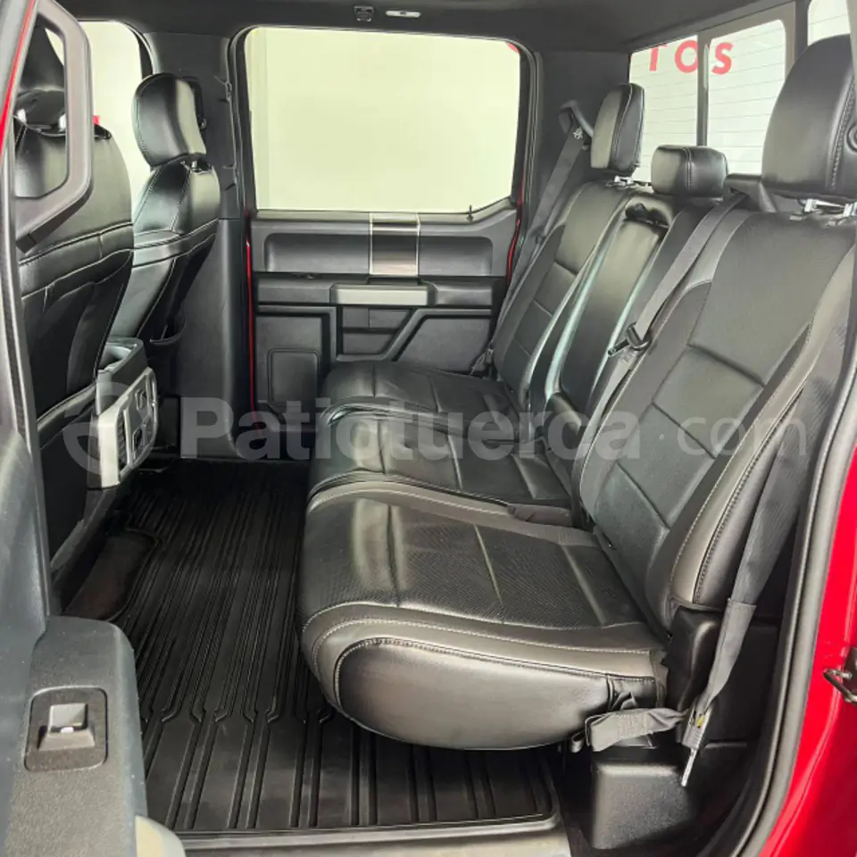 Foto 20 de Ford F150 Raptor AC