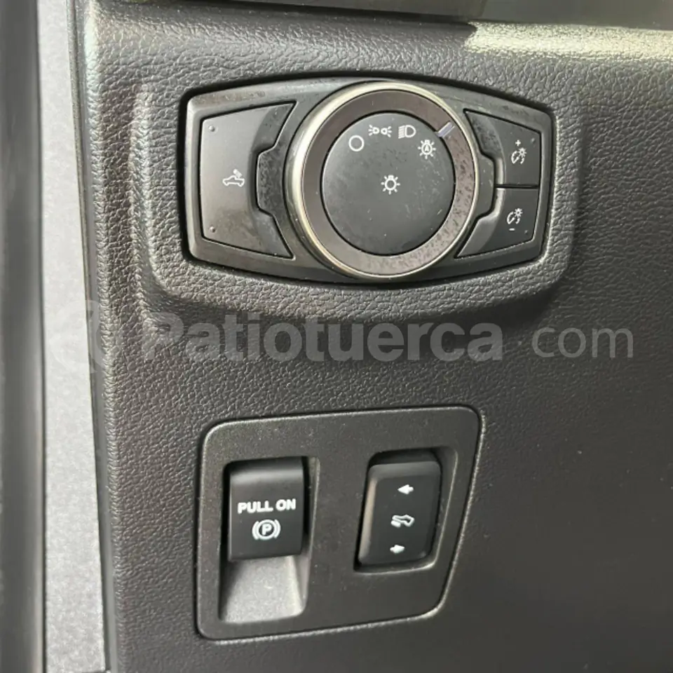 Foto 27 de Ford F150 Raptor AC