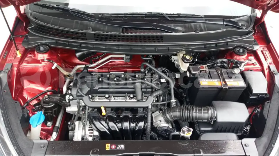 Foto 5 de Kia Soluto LX