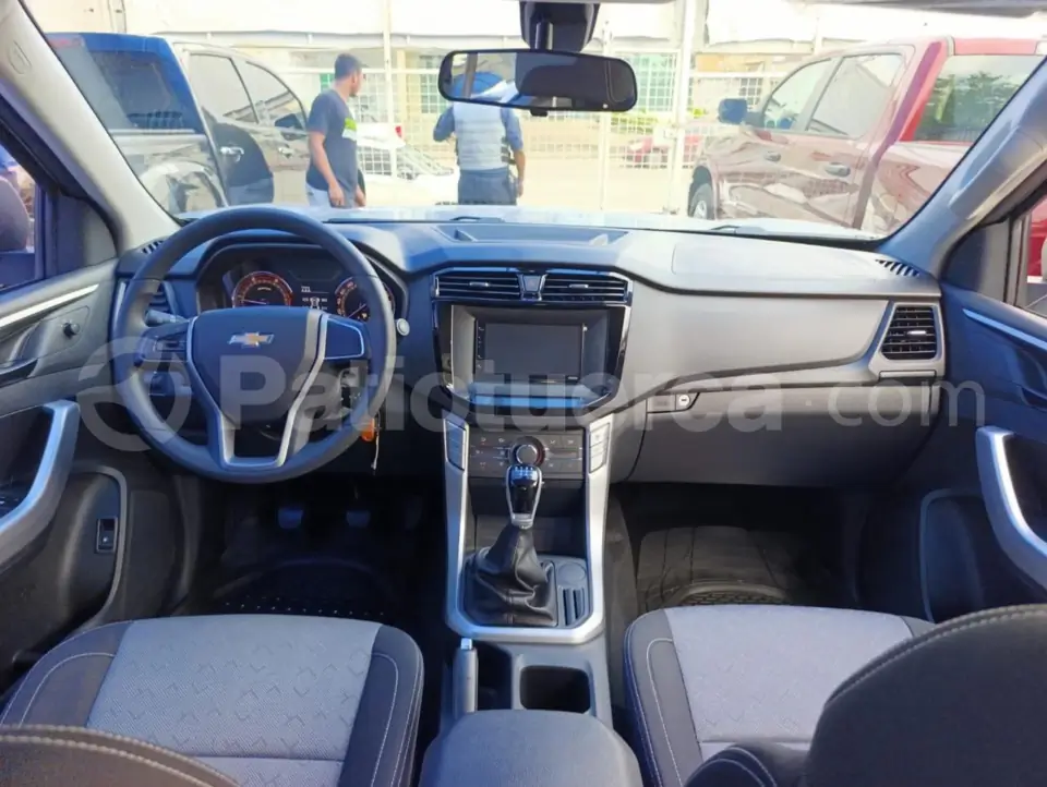 Foto 5 de Chevrolet DMAX CRDI FULL